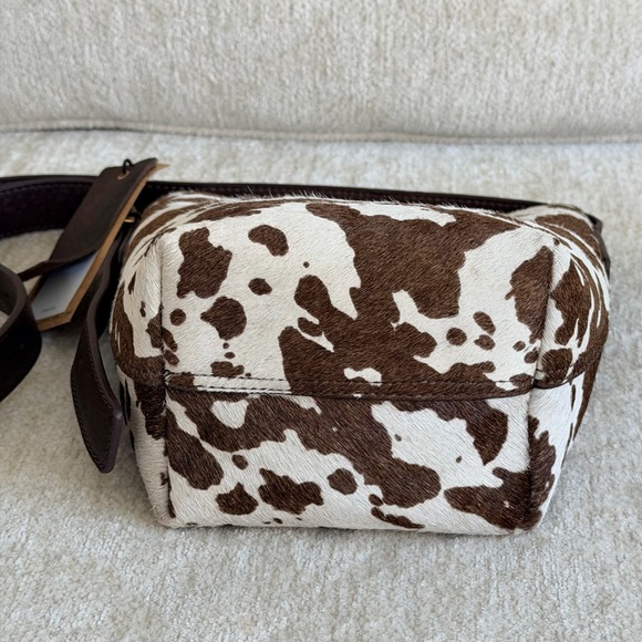 Margot New York Kaye Mini Bucket Crossbody Cowhide Shoulder Bag - Picture 10 of 13